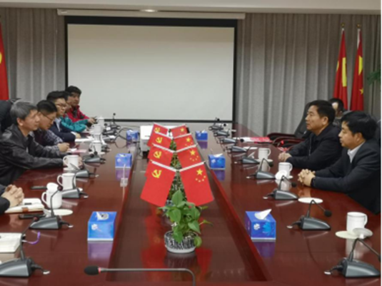 通州區機關事務管理中心向北京兆華投資有限公司贈送感謝錦旗1